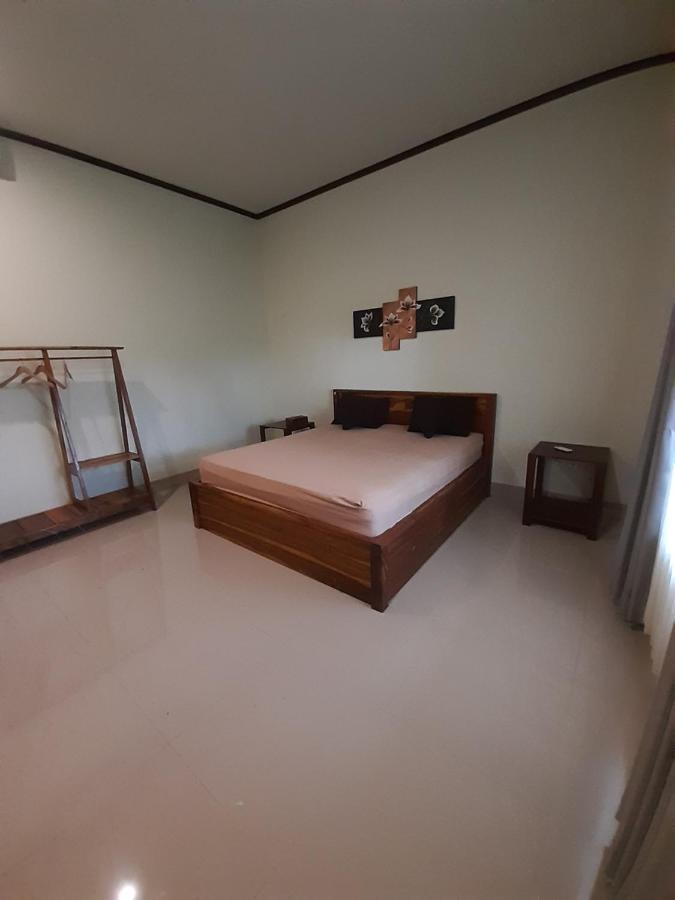 Kamala Hotel Selong Belanak Exterior photo